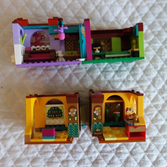 LEGO Disney: Encanto The Madrigal House Building Set - Picture 2 of 5